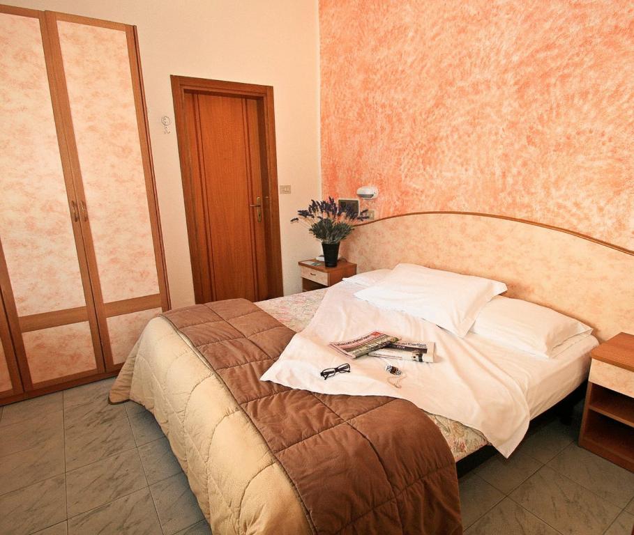 Residence Brown Ріміні Номер фото